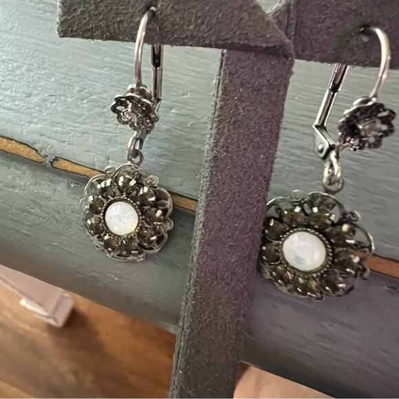 Sorrelli Crystal Flower Earrings - Picture 2 of 8